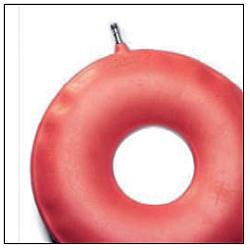 CIAMBELLA PER INVALIDI GONFIABILE IN GOMMA TEAM DELUXE IN SACCHETTO DIAMETRO 43 CM 1 PEZZO - Farmadott.it