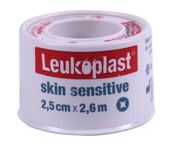 LEUKOPLAST SKIN SENSITIVE CEROTTO SU ROCCHETTO CON MASSA ADESIVA IN SILICONE M2,6 X 2,5CM 1 PEZZO - Farmadott.it